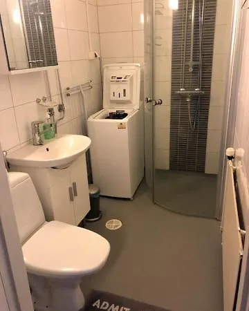 Vanhatie 44